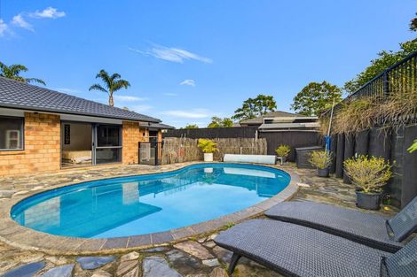 Photo of property in 14 Jenny Lane, Waiuku, 2123