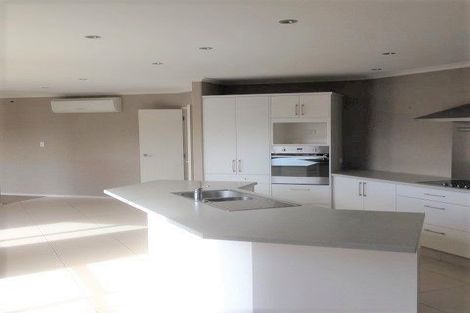 Photo of property in 112 Rowesdale Drive, Ohauiti, Tauranga, 3112