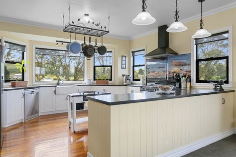 Photo of property in 736 Tukairangi Road, Kinloch, Taupo, 3385