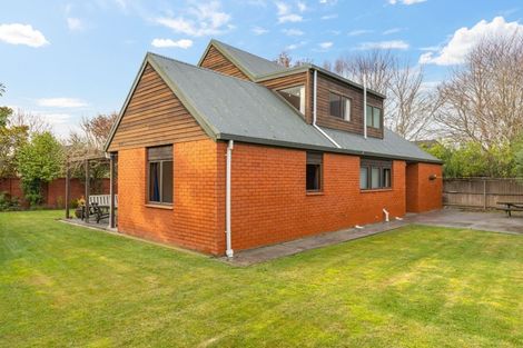 Photo of property in 9 Felstead Place, Avonhead, Christchurch, 8042