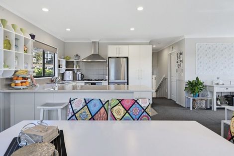 Photo of property in 6a Taramea Rise, Pyes Pa, Tauranga, 3112