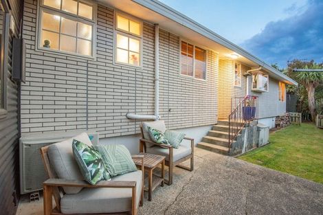 Photo of property in 49 Walton Park Avenue, Fairfield, Dunedin, 9018