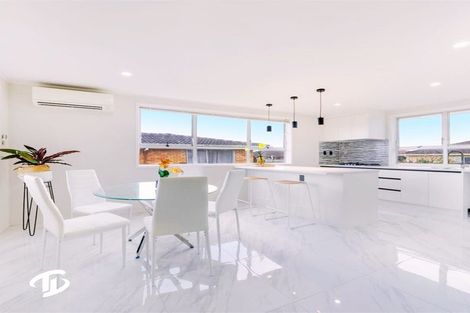 Photo of property in 68 Old Wairoa Road, Papakura, 2110