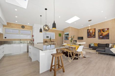 Photo of property in 23 Barriball Street, Fitzroy, New Plymouth, 4312