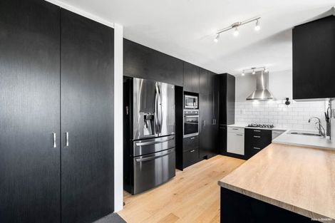 Photo of property in 4 Wesleydale Place, Papakura, 2110