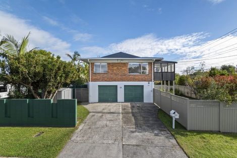 Photo of property in 1/33 Eversleigh Road, Belmont, Auckland, 0622