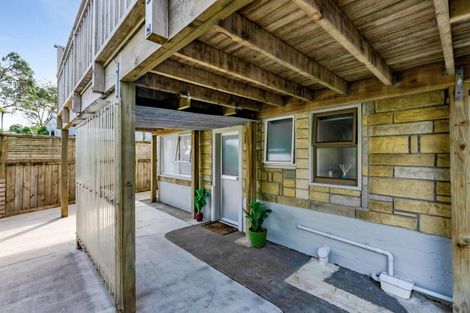 Photo of property in 13f York Crescent, Westown, New Plymouth, 4310