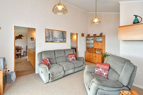 Photo of property in 4 Greenstone Place, Clover Park, Auckland, 2019