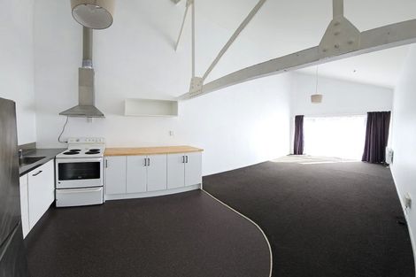 Photo of property in 4/5 Hopper Street, Mount Cook, Wellington, 6011