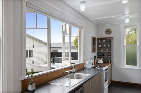 Photo of property in 37 Grey Street, Marton, 4710