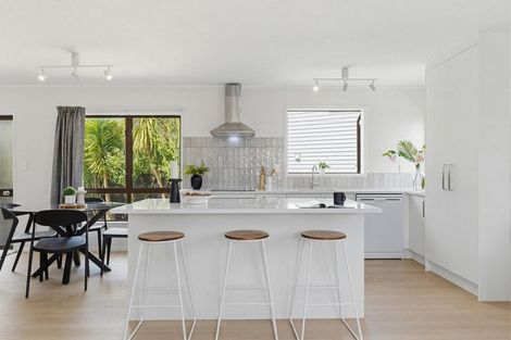 Photo of property in 169 Finlayson Avenue, Clendon Park, Auckland, 2103