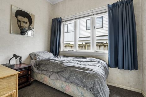 Photo of property in 93 Lynwood Road, New Lynn, Auckland, 0600