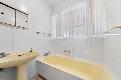 Photo of property in 181 Mangorei Road, Merrilands, New Plymouth, 4312