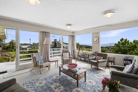 Photo of property in 1 Elizabeth Place, Mairangi Bay, Auckland, 0630