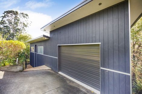 Photo of property in 16a Springdale Grove, Fitzherbert, Palmerston North, 4410
