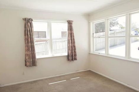 Photo of property in 41 Manuka Road, Bayview, Auckland, 0629