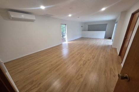 Photo of property in 2/56 Lavery Place, Sunnynook, Auckland, 0632
