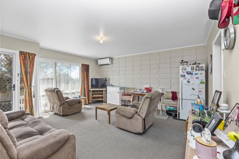 Photo of property in 2/2 Oak Street, Morrinsville, 3300