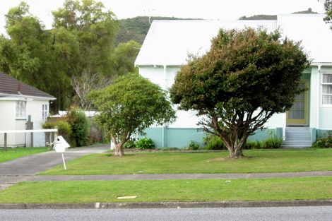 Photo of property in 89 Seddon Street, Naenae, Lower Hutt, 5011