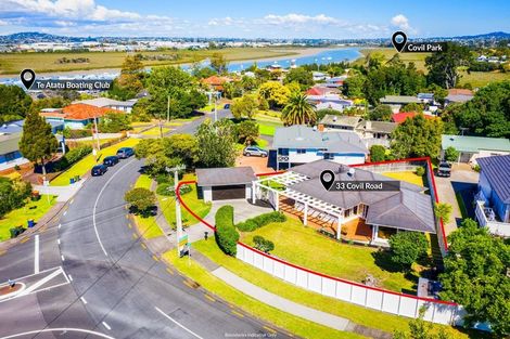 Photo of property in 33 Covil Avenue, Te Atatu South, Auckland, 0610