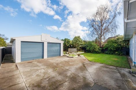 Photo of property in 4 Acacia Street, Kelvin Grove, Palmerston North, 4414