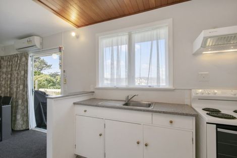 Photo of property in 12-12a Singers Road, Korokoro, Lower Hutt, 5012