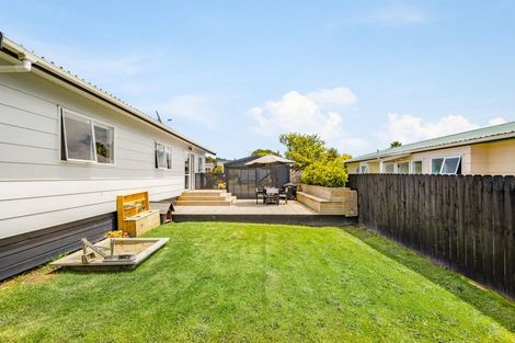 Photo of property in 42a Rautawhiri Road, Helensville, 0800