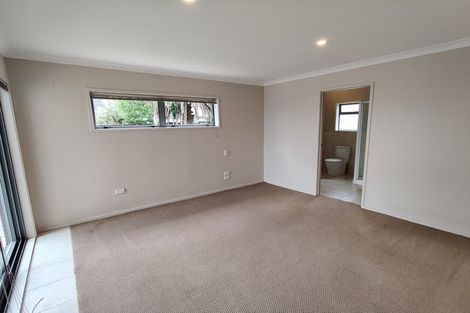 Photo of property in 41 Sorrel Crescent, Bucklands Beach, Auckland, 2012