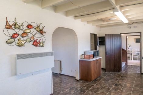 Photo of property in 1 Treadwell Street, Springvale, Whanganui, 4501