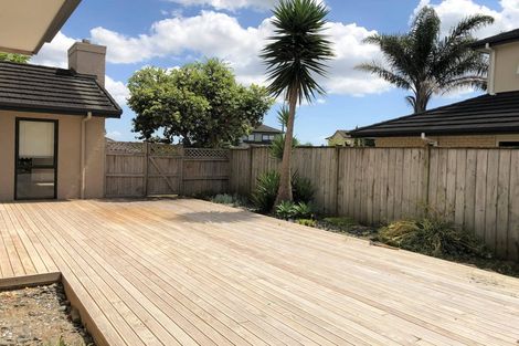 Photo of property in 20 Fergy Crescent, Wattle Downs, Auckland, 2103