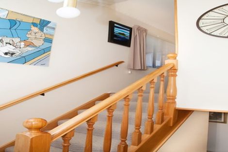 Photo of property in 8 Cathray Place, Matua, Tauranga, 3110