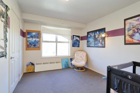 Photo of property in 73b Racecourse Road, Winton, 9782