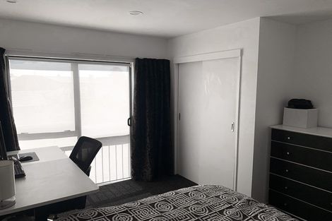 Photo of property in 10 Puma Drive, Golflands, Auckland, 2013