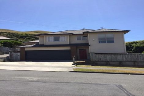 Photo of property in 4 Erlestoke Crescent, Churton Park, Wellington, 6037