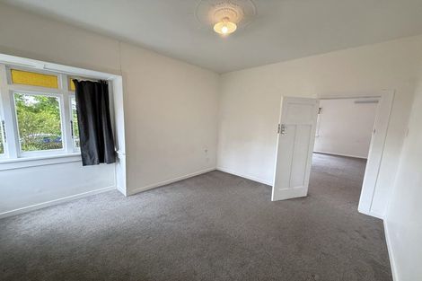Photo of property in 11 Clayburn Road, Glen Eden, Auckland, 0602