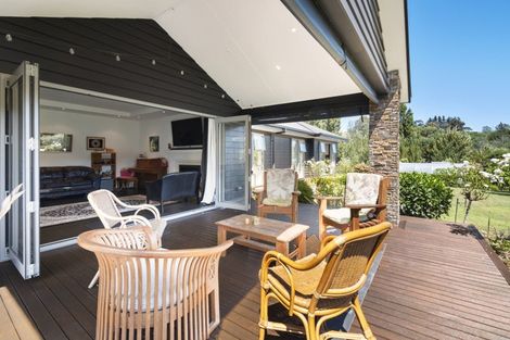 Photo of property in 38 Kingsdale Park Drive, Aokautere, Palmerston North, 4471