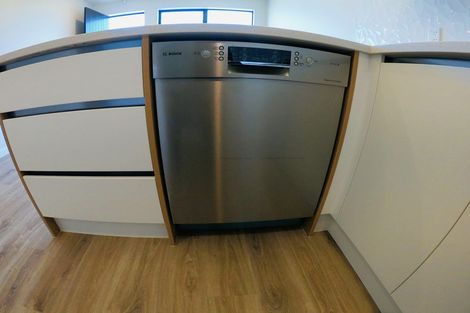 Photo of property in 17 Dinaric Lane, Westgate, 0814