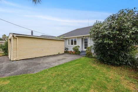 Photo of property in 47 Fairdene Avenue, Henderson, Auckland, 0610