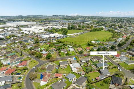 Photo of property in 5 Leonard Place, Otara, Auckland, 2023