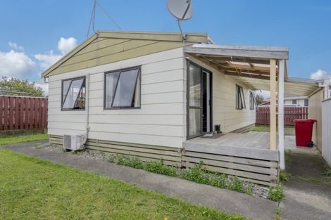 Photo of property in 13a Adkin Avenue, Levin, 5510