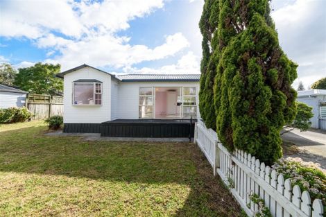 Photo of property in 2 Walters Road, Mount Wellington, Auckland, 1062