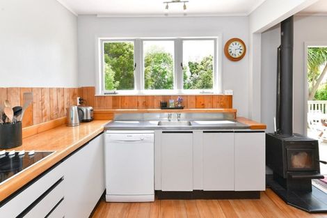 Photo of property in 12 Foster Crescent, Snells Beach, 0920