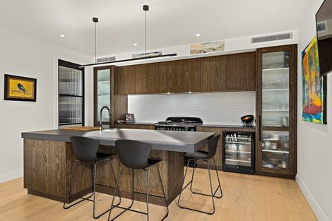 Photo of property in 26 Sandpiper Avenue, Point Wells, 0986