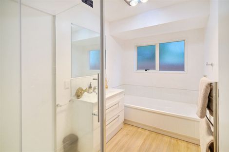 Photo of property in 5 Littles Lane, Woodend, 7610