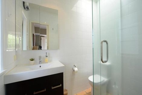 Photo of property in 31 Ngaiwi Street, Orakei, Auckland, 1071