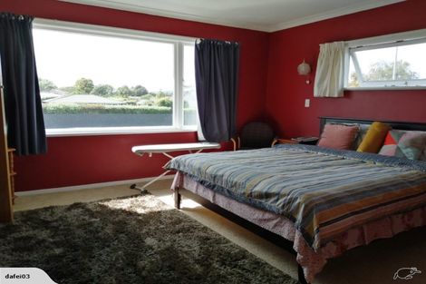 Photo of property in 42 Pitama Road, Awapuni, Palmerston North, 4412