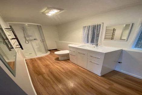 Photo of property in 7 Kilcar Place, Massey, Auckland, 0614