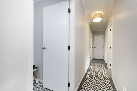 Photo of property in 102 Roberts Line, Kelvin Grove, Palmerston North, 4414