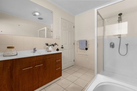 Photo of property in 53 Rotokawa Street, Taupo, 3330