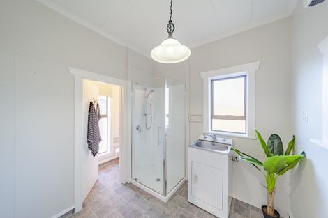 Photo of property in 116 Thackeray Street, Napier South, Napier, 4110